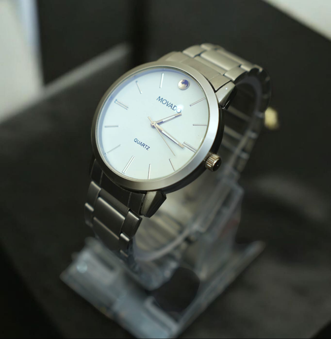 Movado - Classic Silver Watch with White Dial