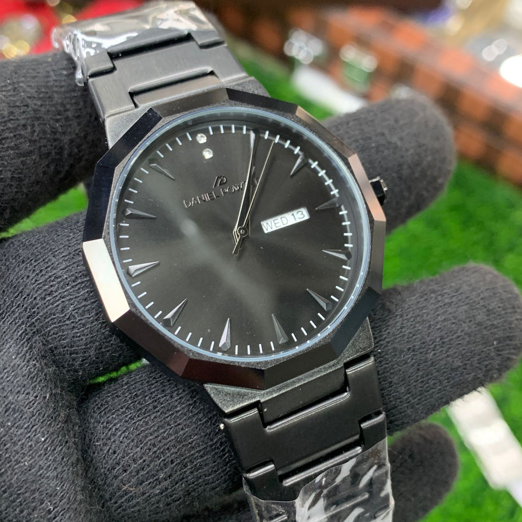 YW - Premium Full Black Watch