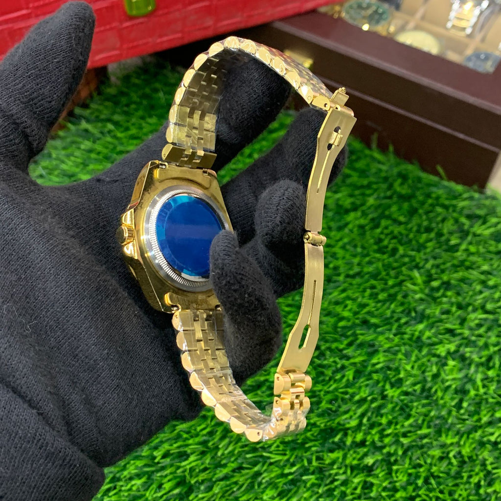 YW - GMT Golden chain with Black Dial Watch