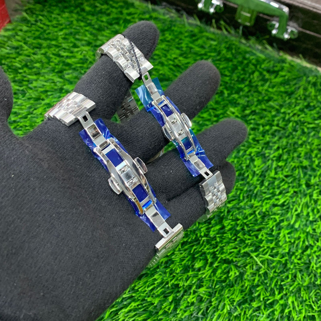 YW Couple Watches – Silver Chain with White Dial