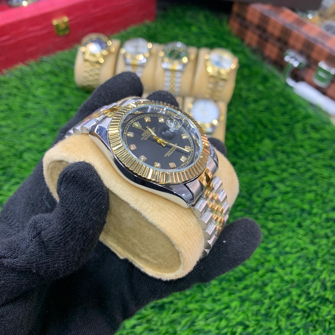 YW - Datejust Twotone Silver Gold with Black dial Watch