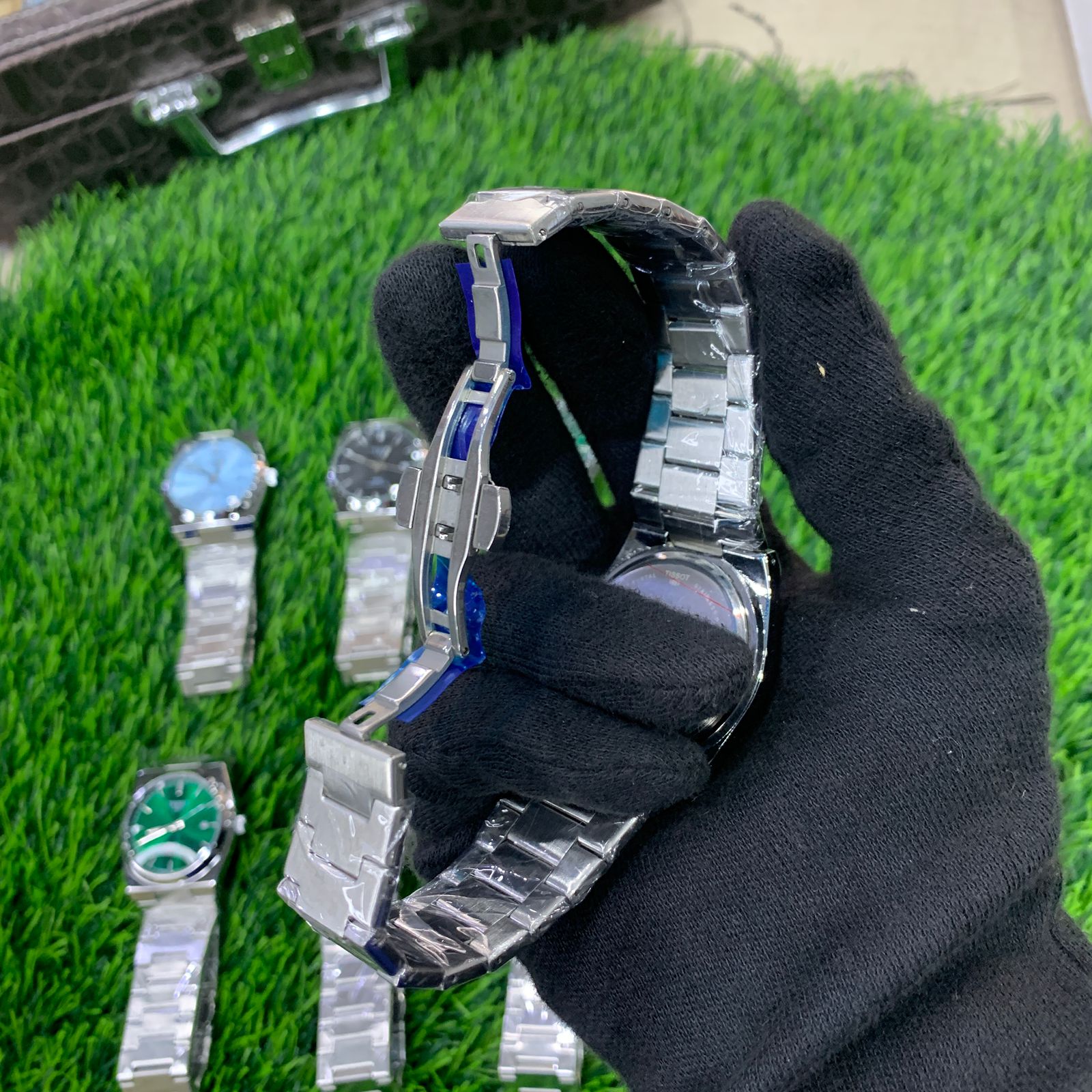 YW - Premium Stainless Steel Watches for Men